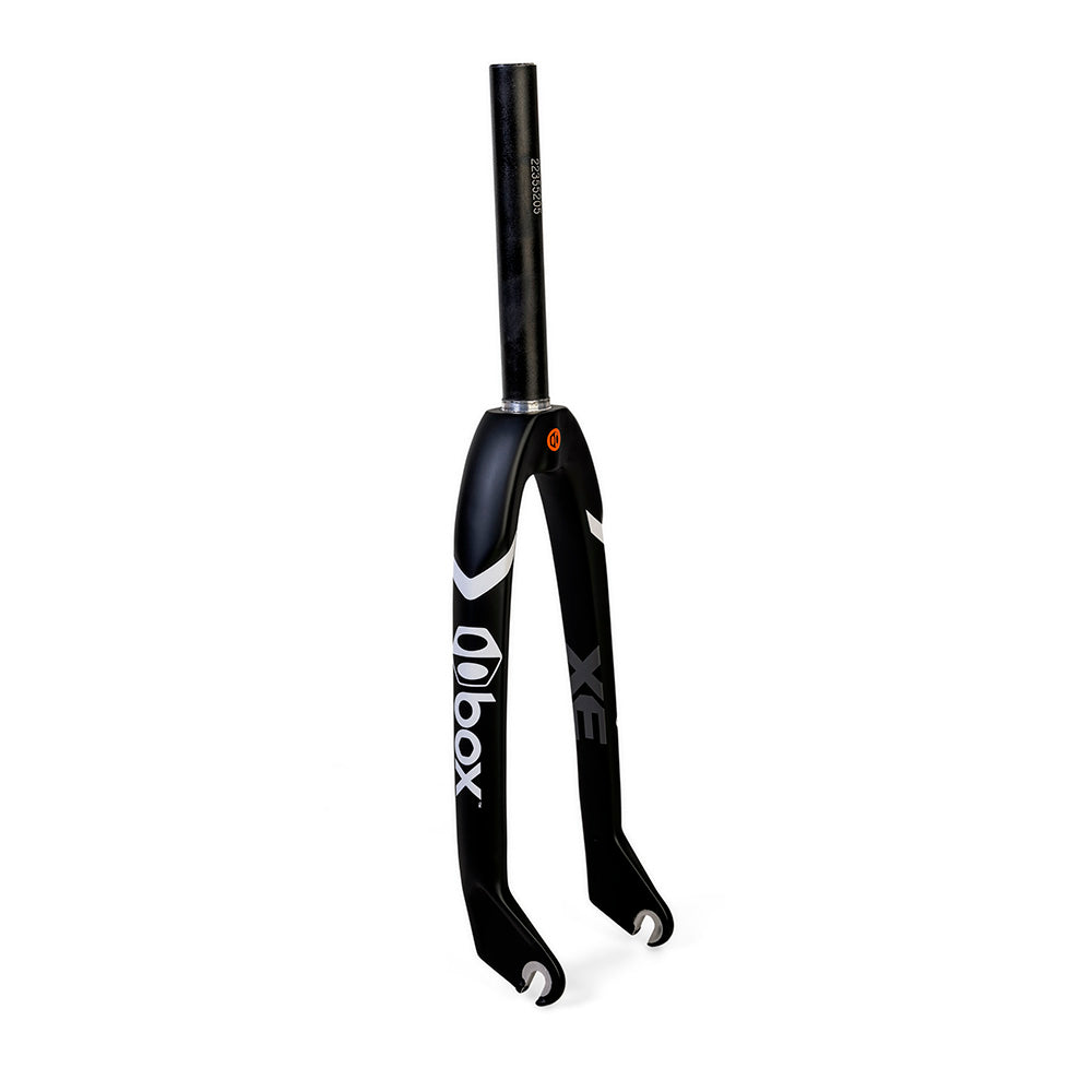 Box One XE Expert Carbon Forks 1” Gloss 24” Cruiser black gloss carbon forks with white logo. Ideal for BMX racing.