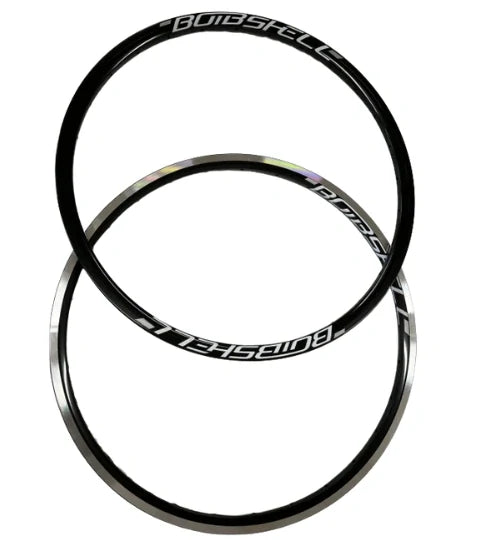 SSS Racing Bombshell ALU rims Mini/Expert 28H, black anodized aluminum with silver beveled edge, glossy finish and bold logo.
