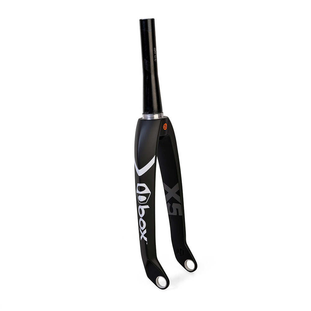 Box One Oversized X5 Pro Carbon Forks Tapered 1-1/8 24"Cruiser carbon forks with matte finish white gray decals. BMX racing.