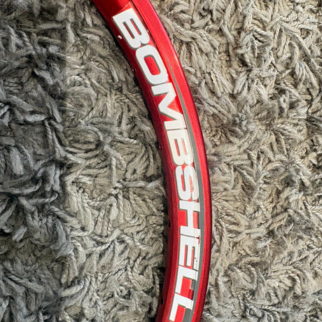 SSS Racing Bombshell Aluminium 28H Expert Wheelset Red featuring red anodized rim, alloy components and durable spokes now