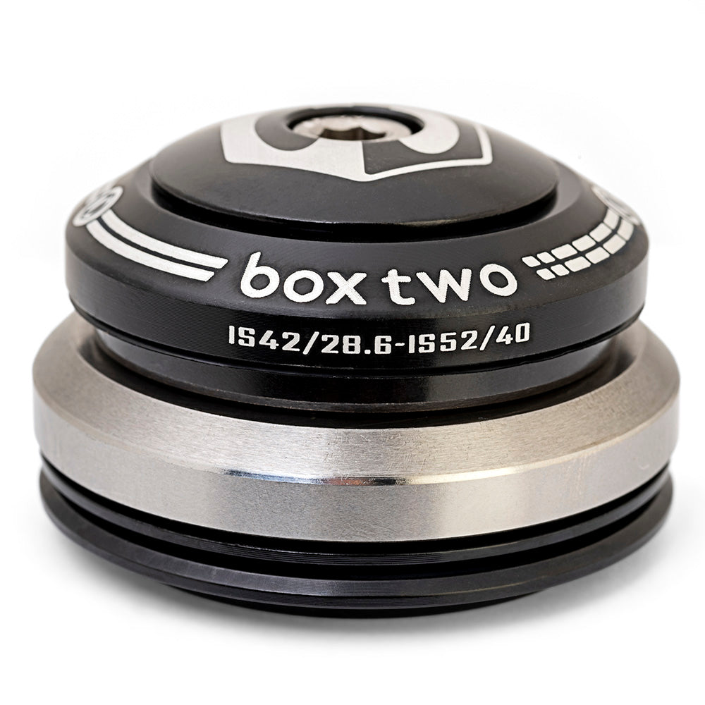 Box Two 1-1/8 - 1.5" Tapered Integrated Headset by SSS Racing, black anodized aluminum with a silver spacer, IS42 spec UK