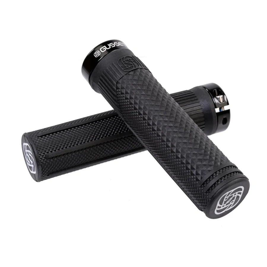 Gusset S2 Lock-On Grip by SSS Racing, matte black aluminum, diamond knurl texture, silver logo caps, robust lock-on clamp.