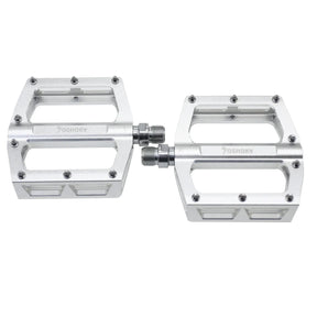 Yoshoka Race Pedal YSA-BRP303 by SSS Racing: silver aluminum platform pedals with textured grips, stainless bolts, dual-entry.